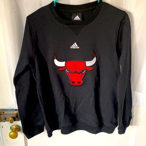 Chicago bulls black sweatshirt no hood